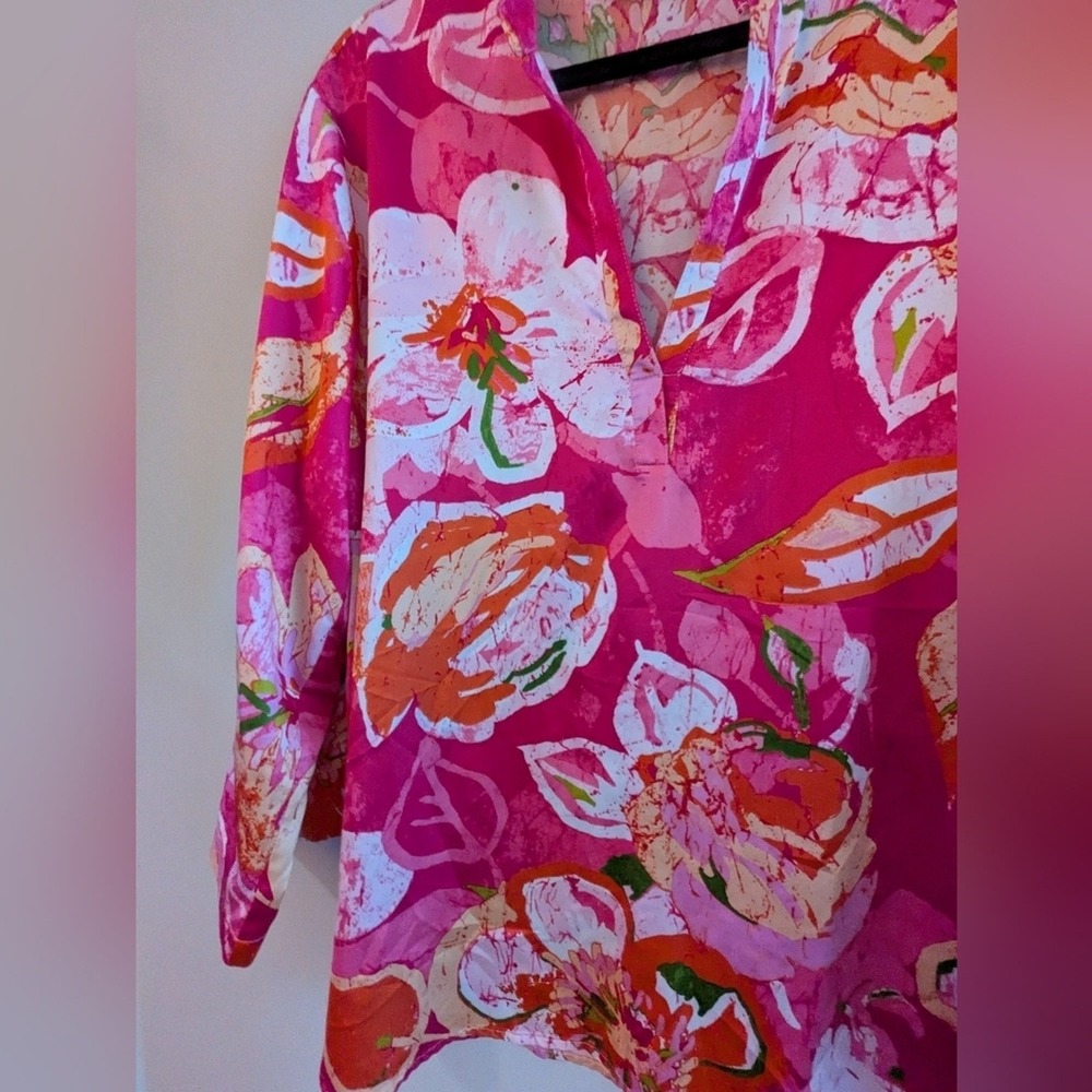 Natori Floral Boho Coastal Elegant V-Neck Blouse Pink Orange Watercolor Bloom - Picture 14 of 16